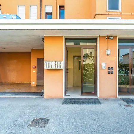 The House Of Butterflies Apartment